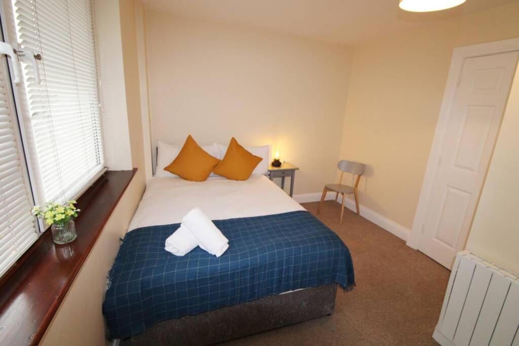 Large 3 Bed, Galway City Centre Apartman Kültér fotó